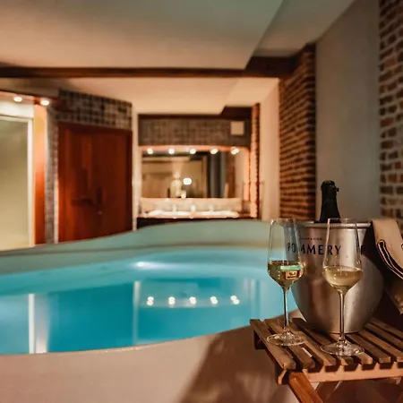 러브호텔 Baiser De Cupidon 베르비에