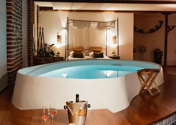 Baiser De Cupidon Love hotel *